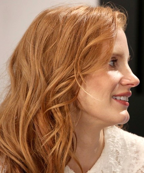 2014-Jessica-Chastain-Hairstyles--Blonde-Layered-Haircut