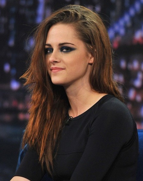 2014-Kristen-Stewart-Hairstyles-Lovely-layers-for-Long-Hair