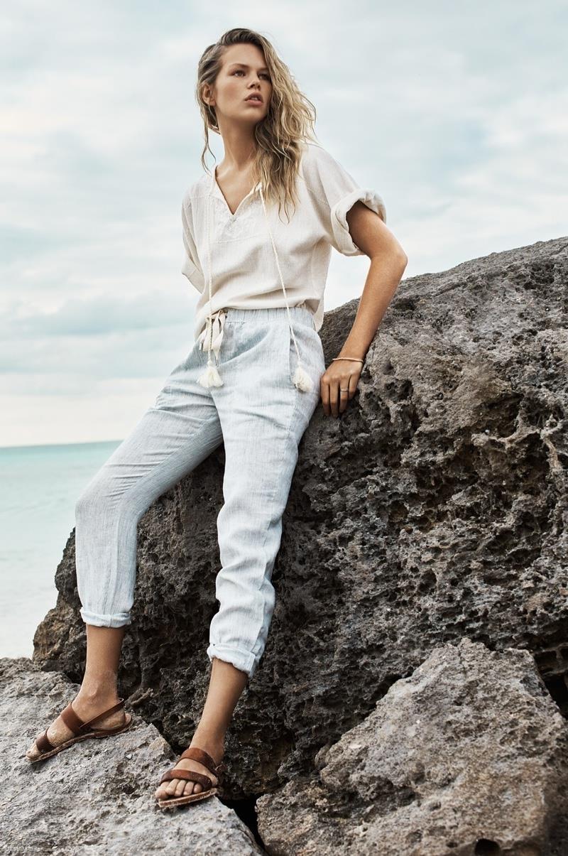 Anna Ewers в лукбуке Mango лето 2015 (9)