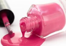 Лаки для ногтей: виды лаков и модные цвета в 2021 году