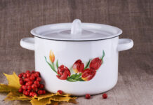 Почему у каждой хозяйки на кухне должна быть эмалированная кастрюля?