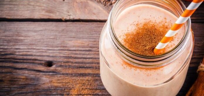 kefir-s-koritsey-dlya-pohudeniya-e1548405623253-1-700x330