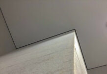 Использование потолочного теневого профиля