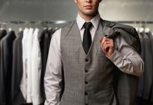 Классический костюм: необходимая вещь в гардеробе любого мужчины